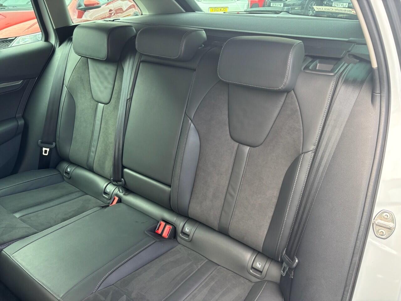 Skoda Octavia view 14