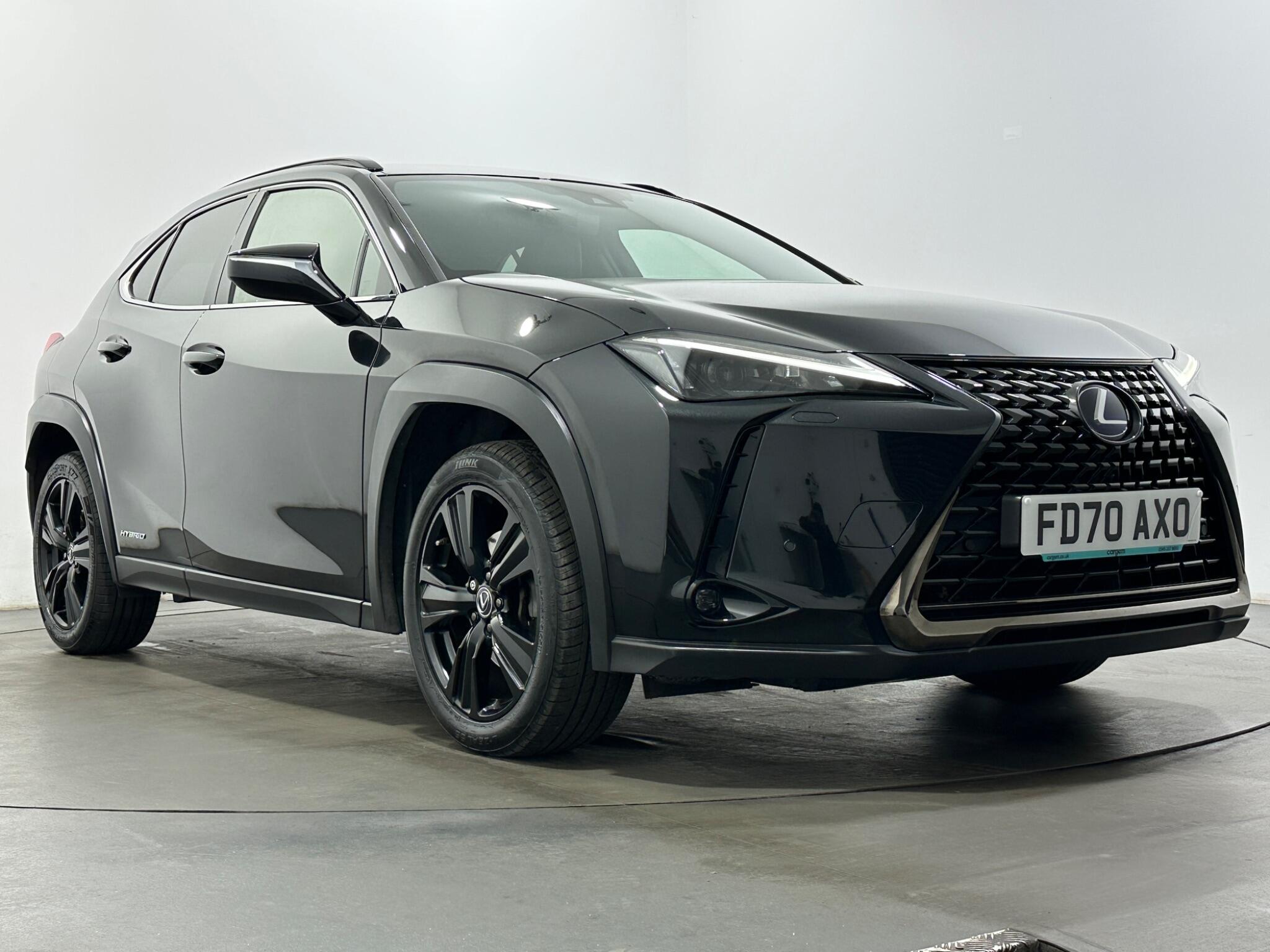 Lexus UX view 52