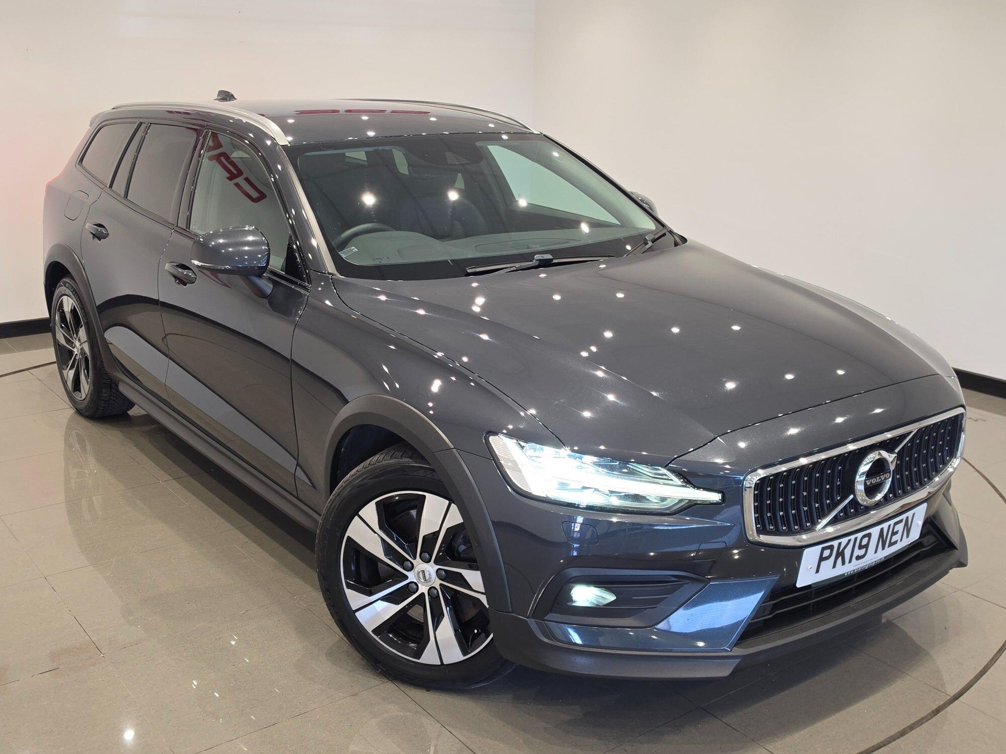 Volvo V60 Cross Country view 72