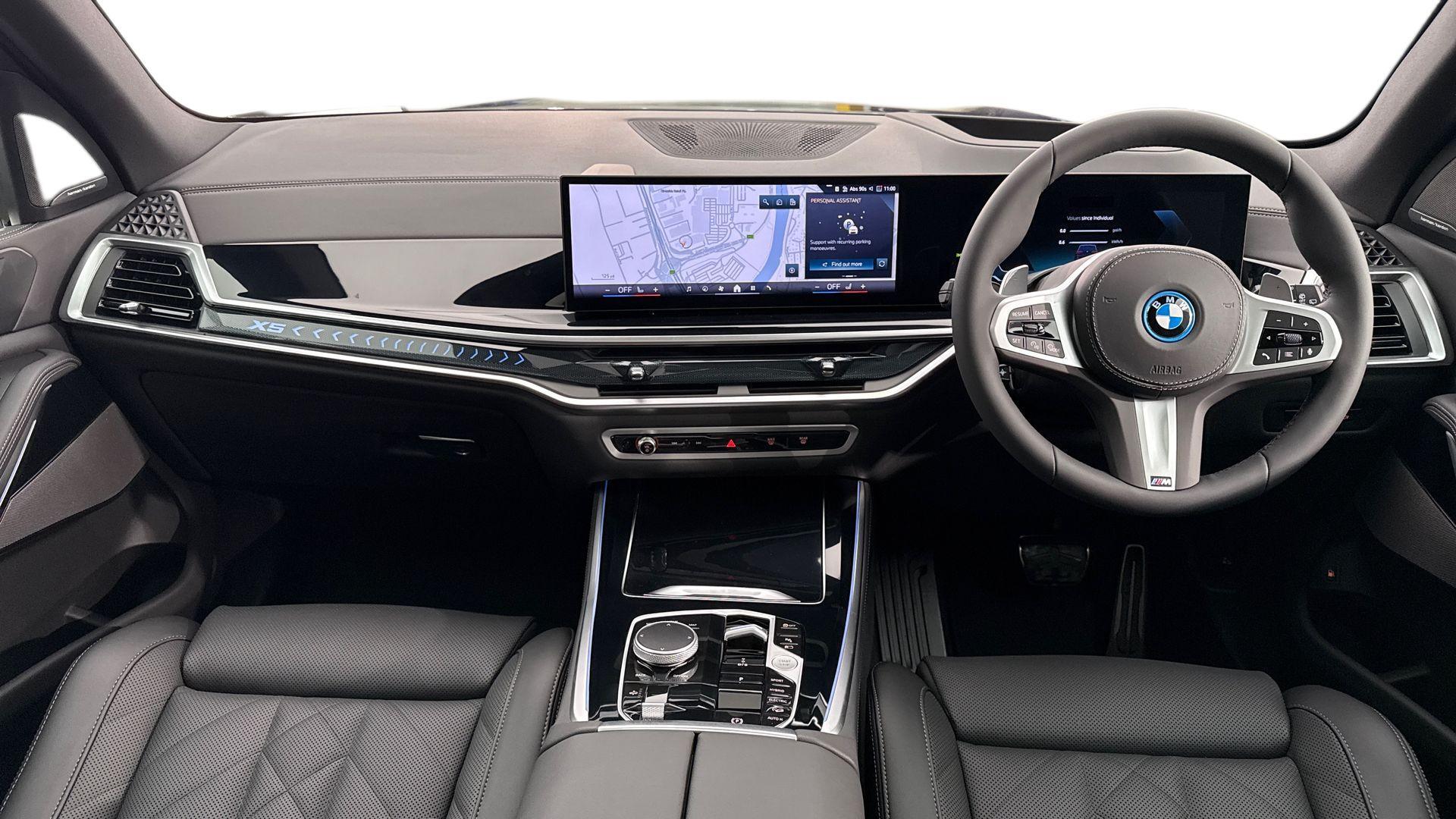 BMW X5 view 4