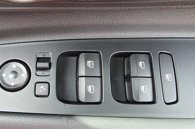 Hyundai i20 view 16