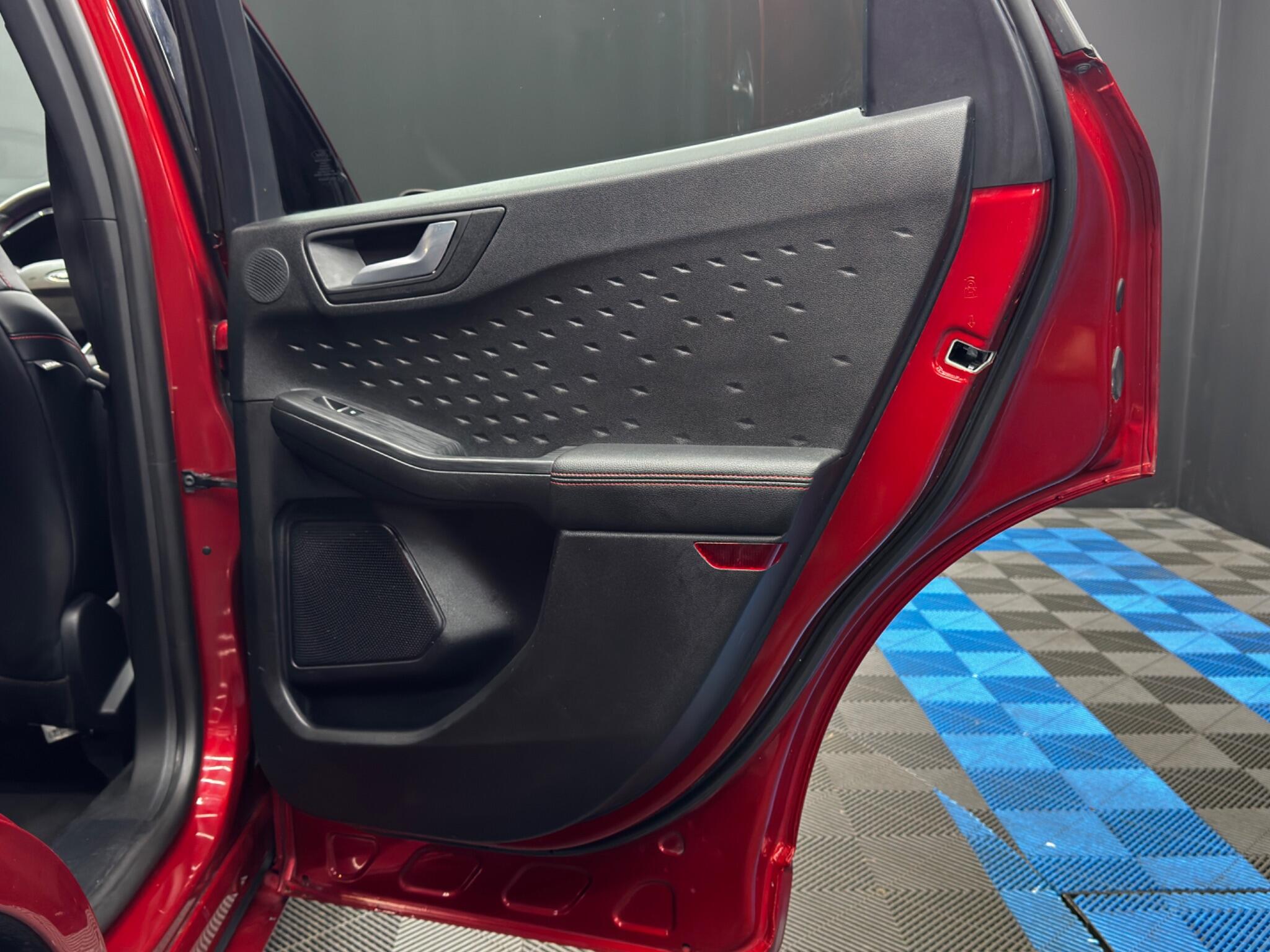 Ford Kuga view 47