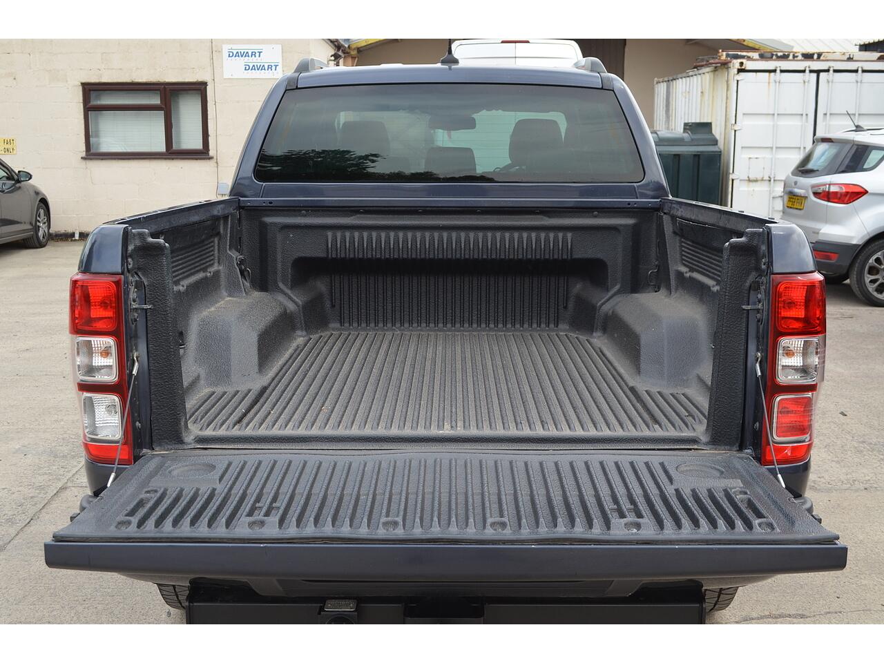 Ford Ranger view 37