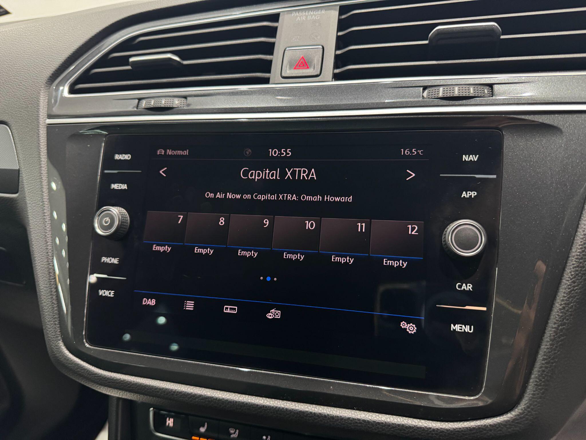 Volkswagen Tiguan view 41