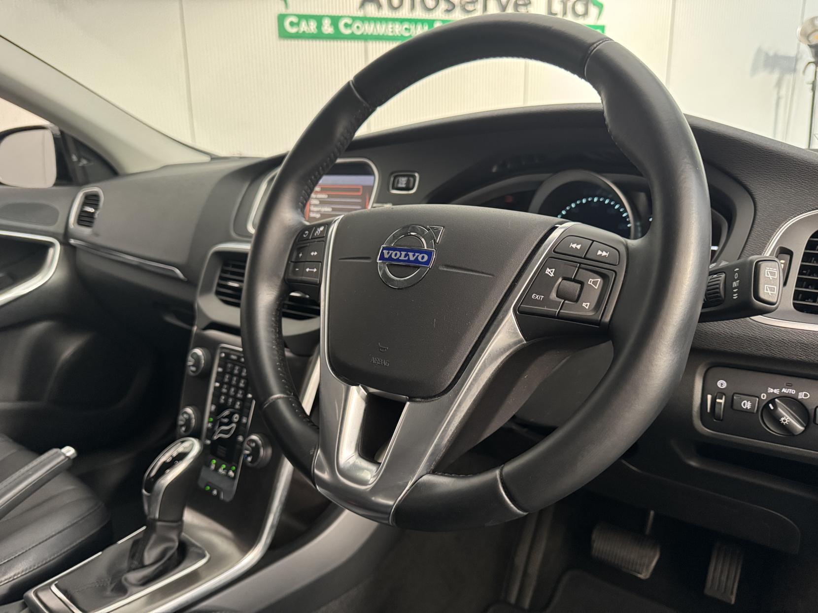 Volvo V40 view 60