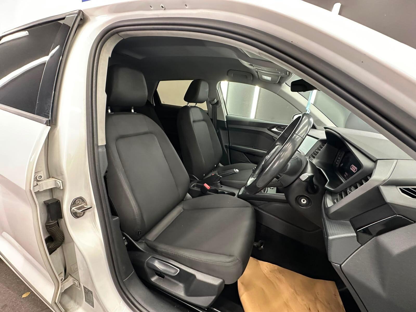 Audi A1 view 24