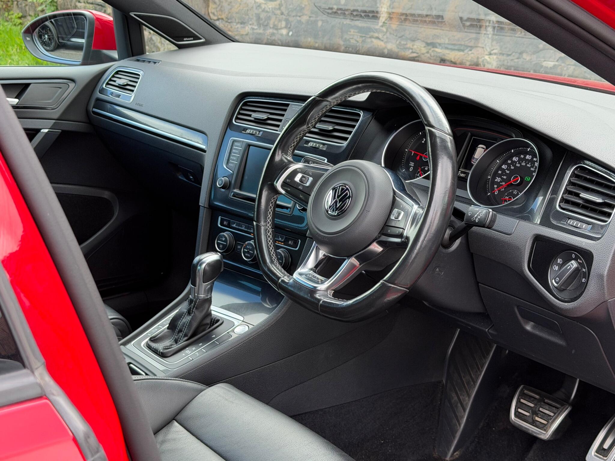 Volkswagen Golf view 11