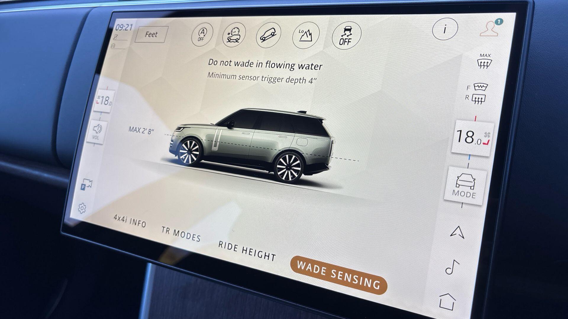 Land Rover Range Rover view 35