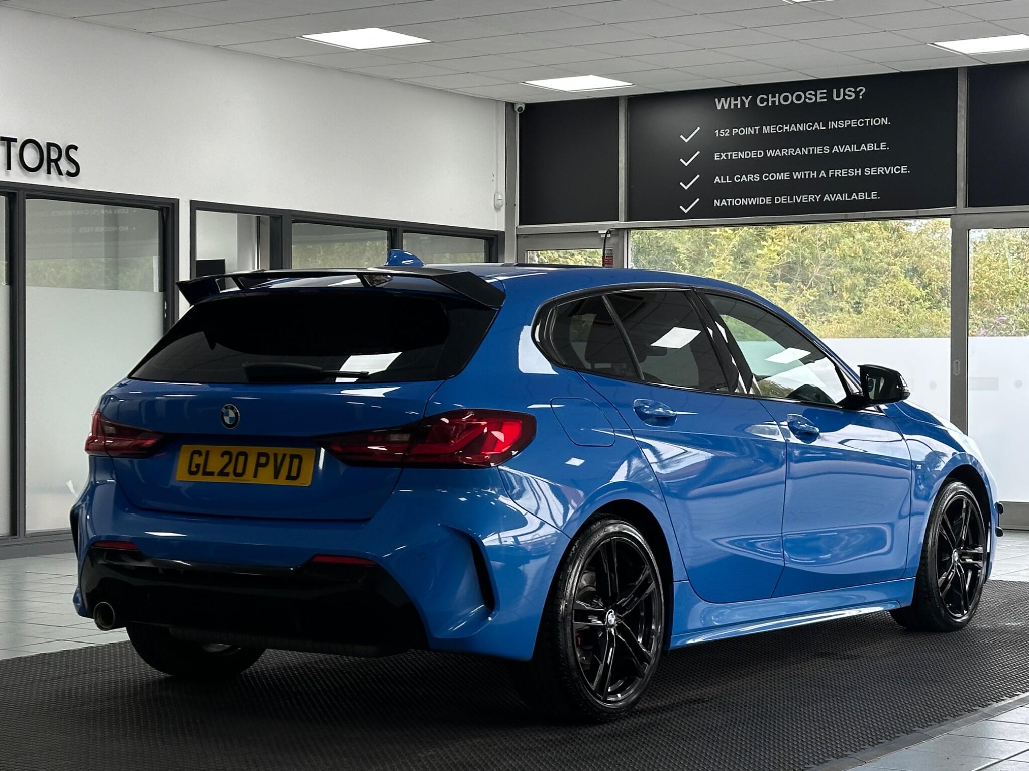 BMW 1 Series view 15