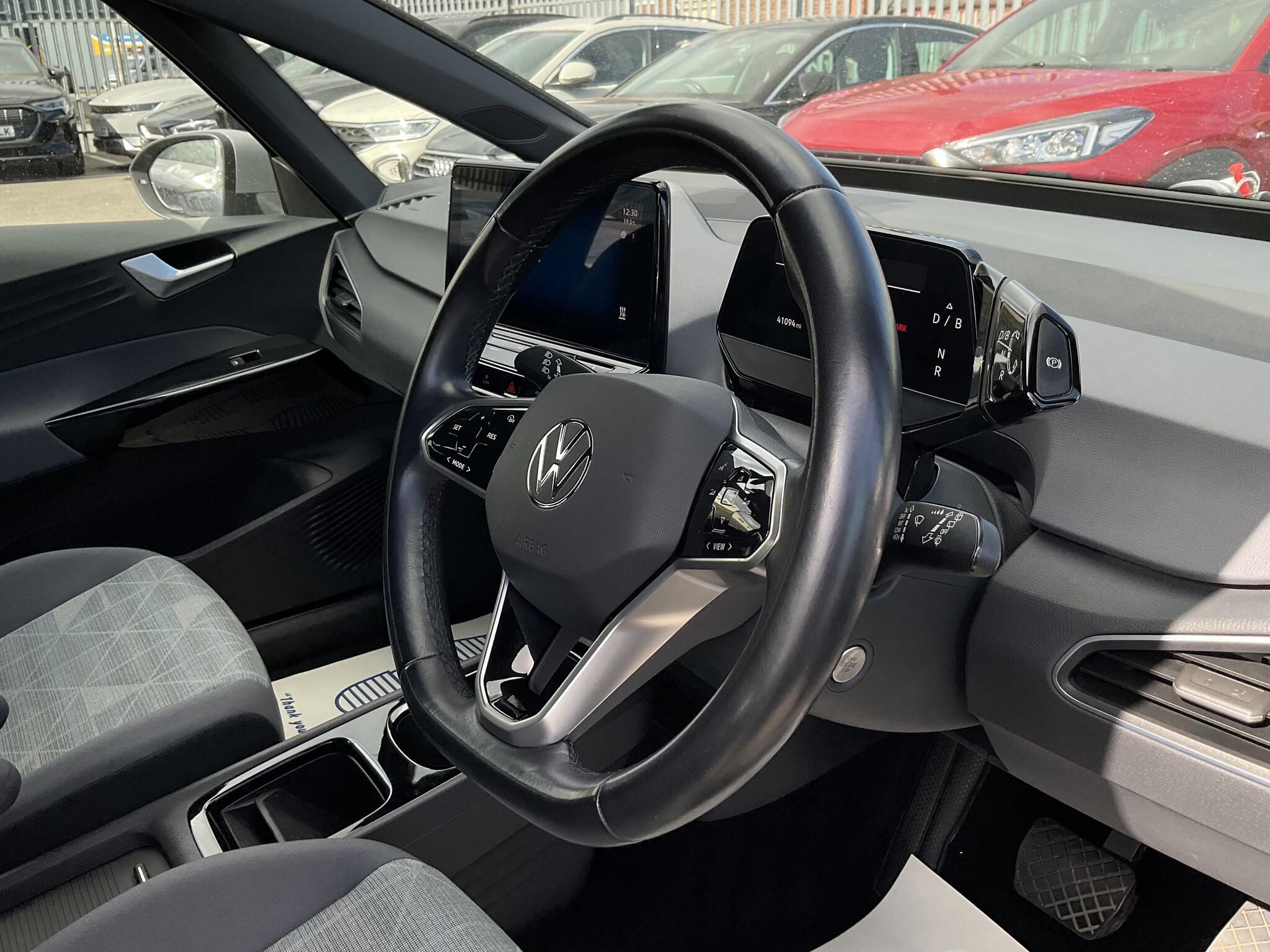 Volkswagen ID.3 view 26