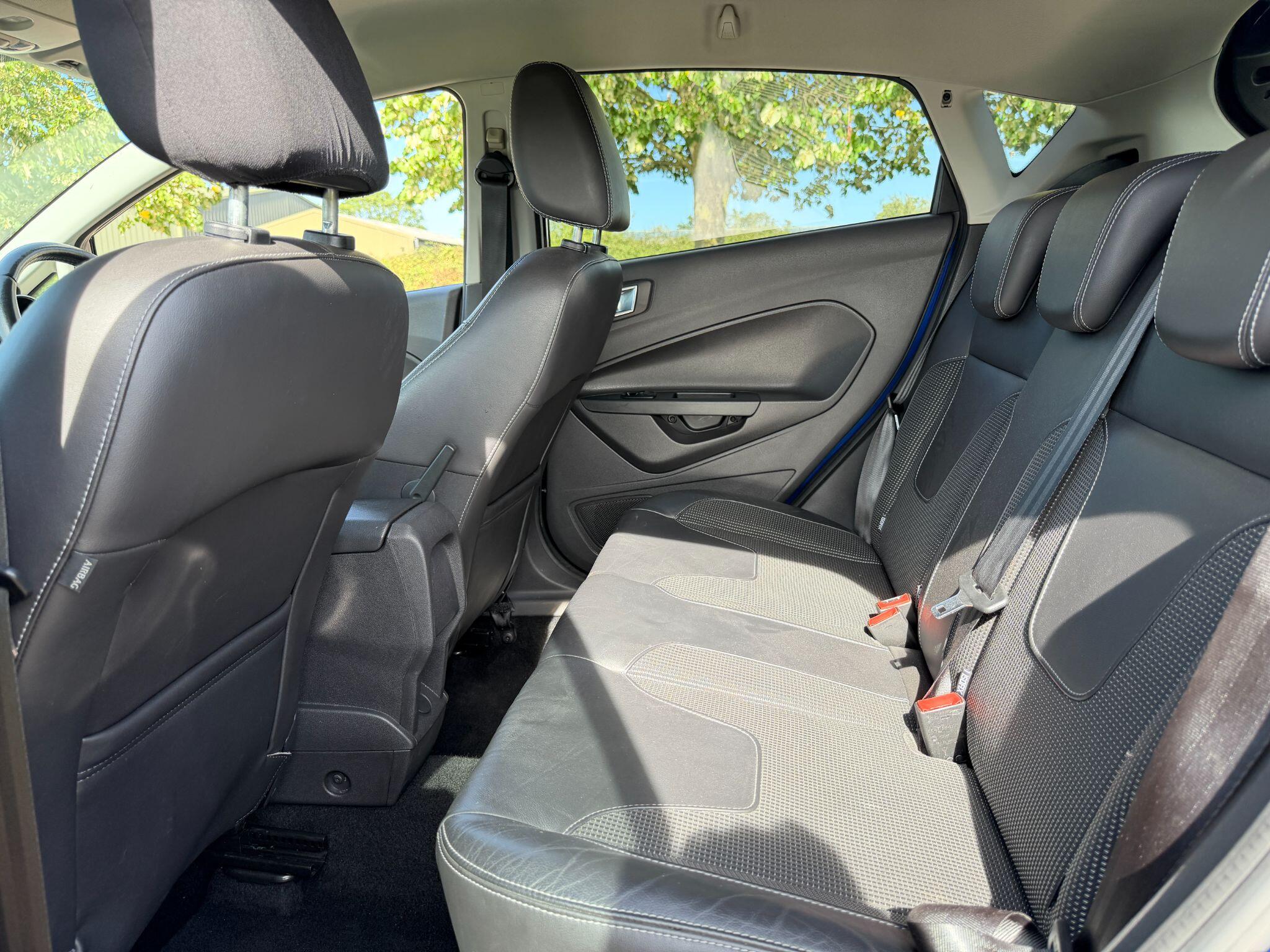 Ford Fiesta view 27