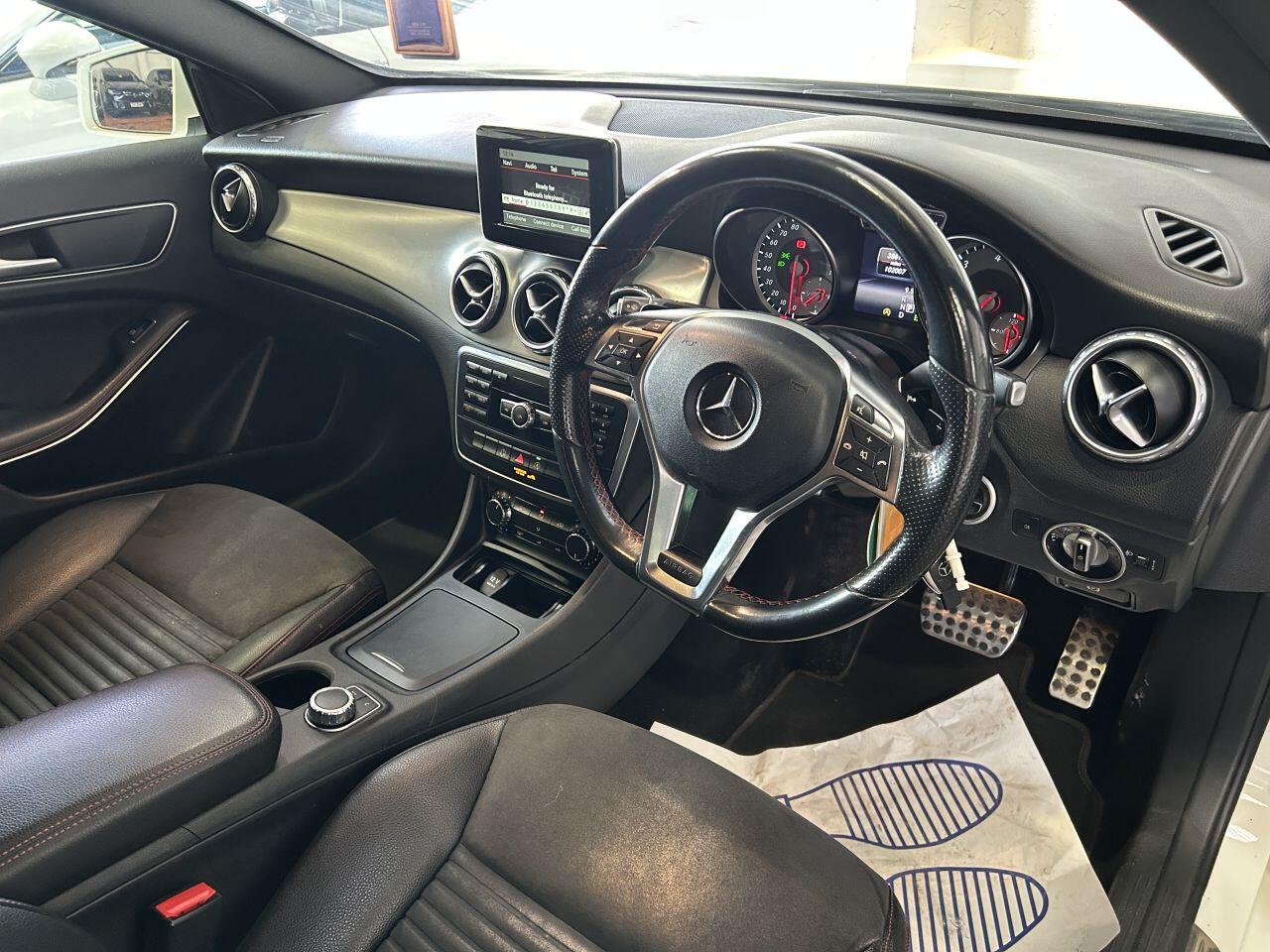 Mercedes-Benz Gla view 29