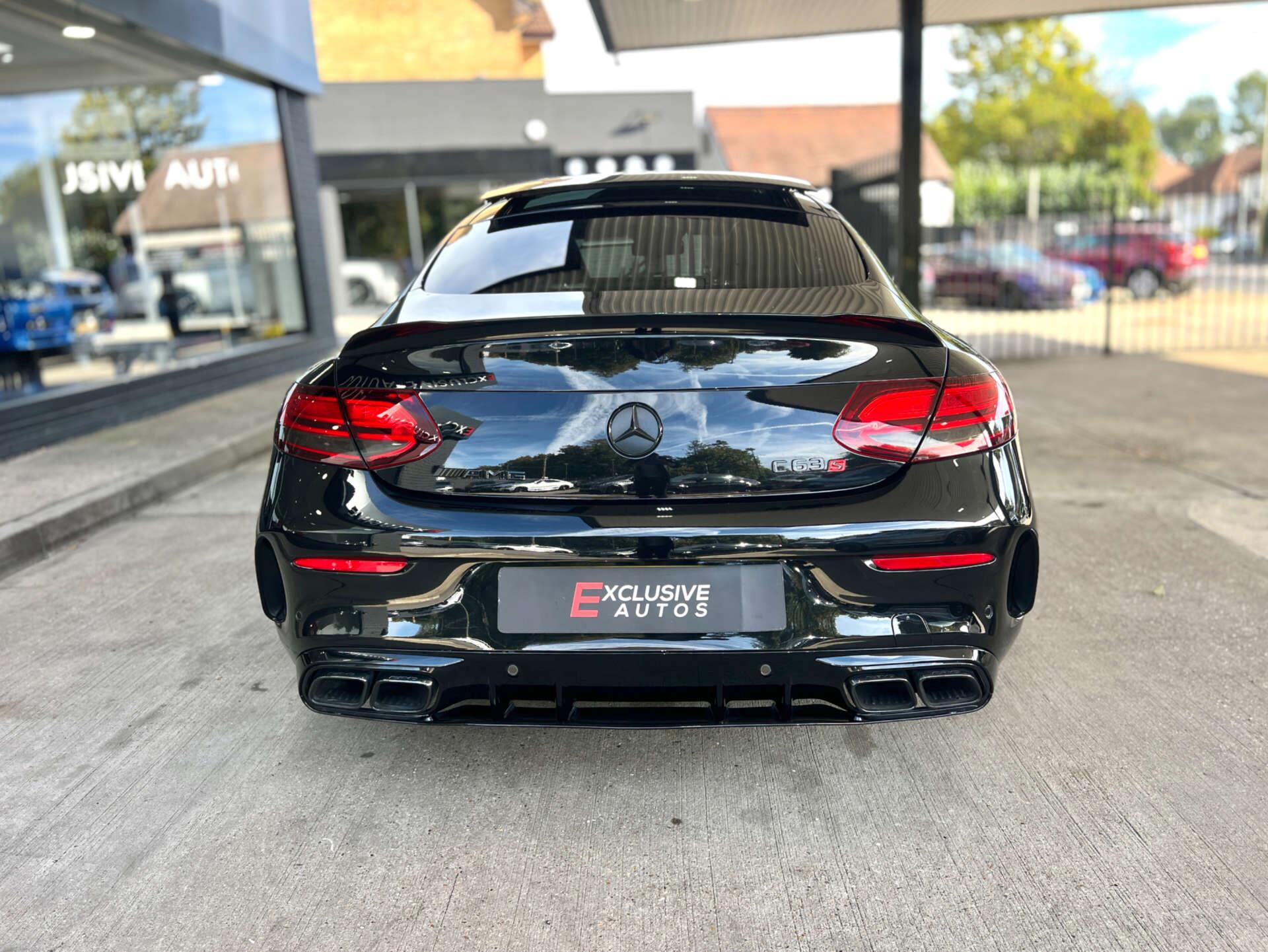 Mercedes-Benz C-Class view 17
