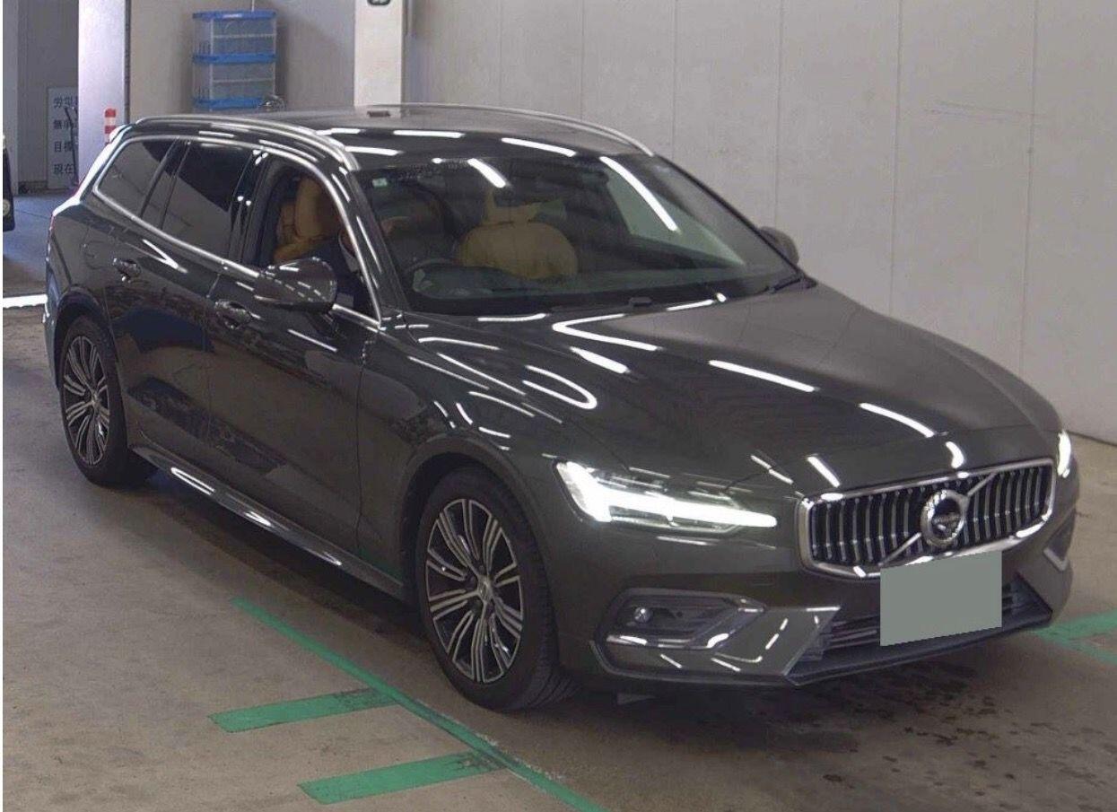 2018 Volvo V60 in Grey for sale