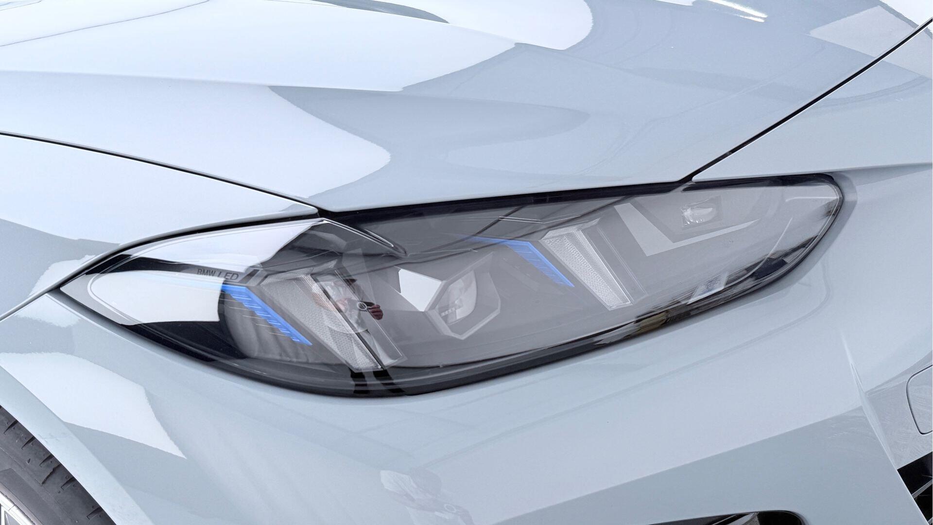 BMW i4 view 23