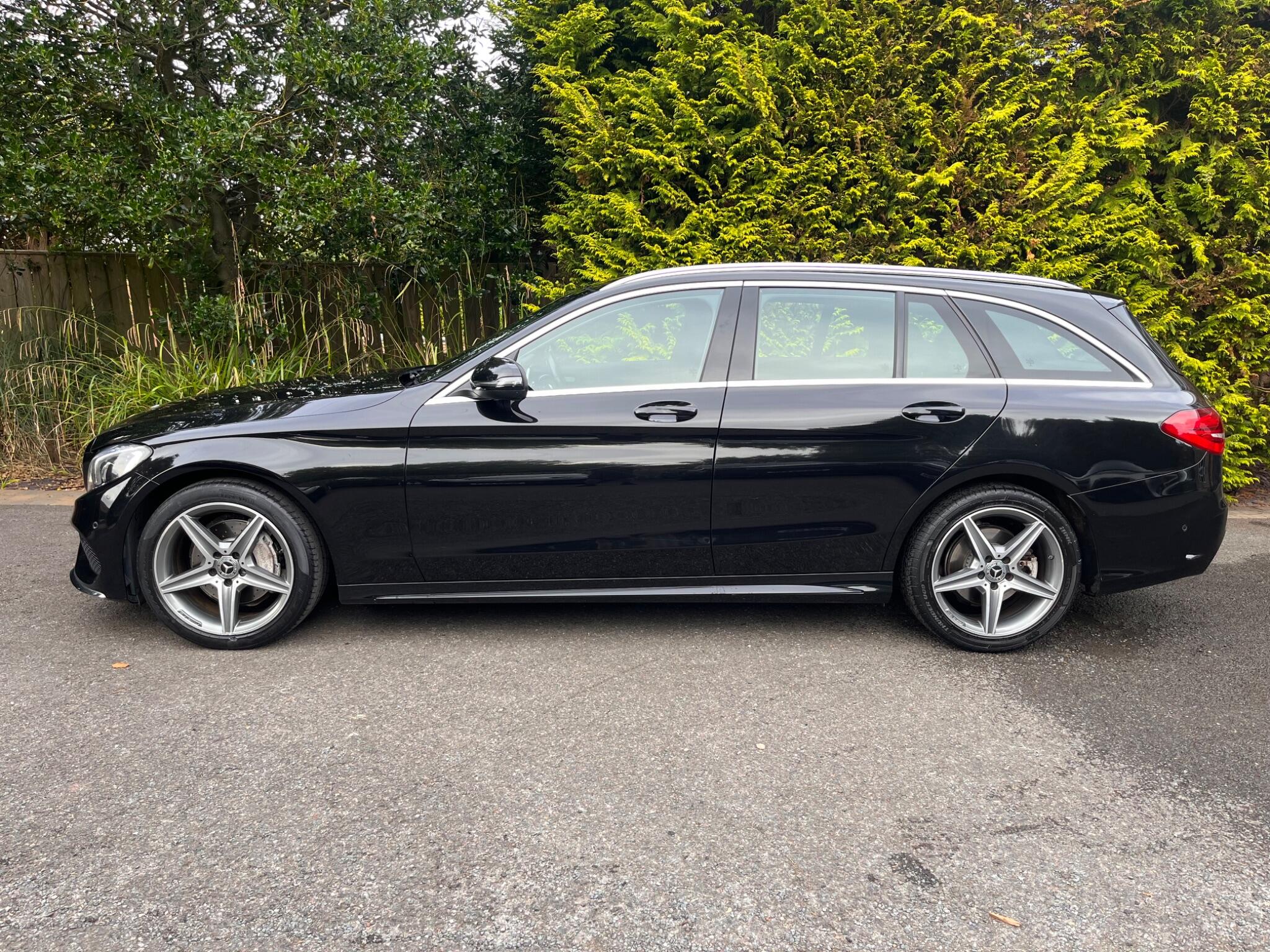 Mercedes-Benz C-Class view 8