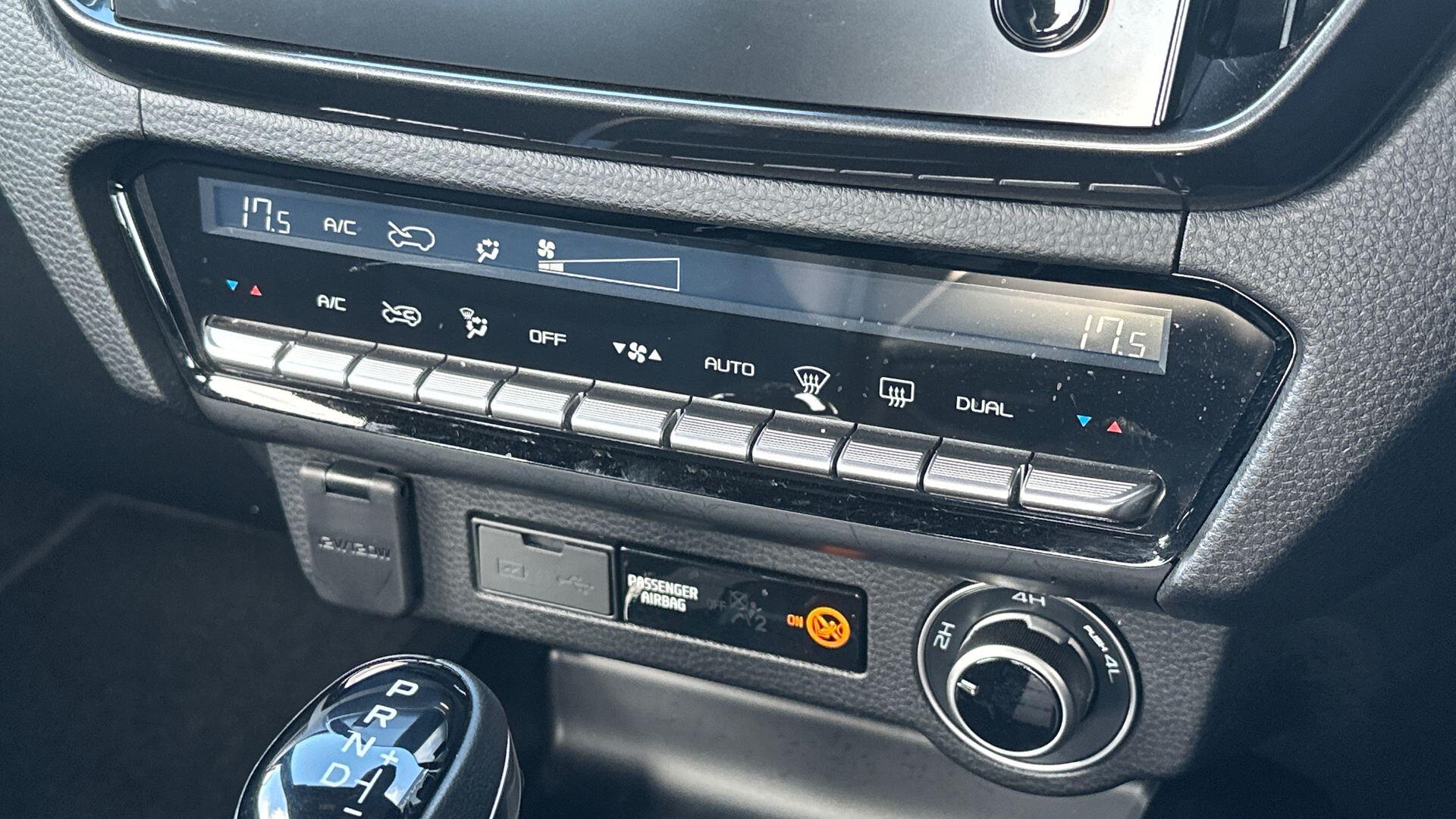 Isuzu D-Max view 12