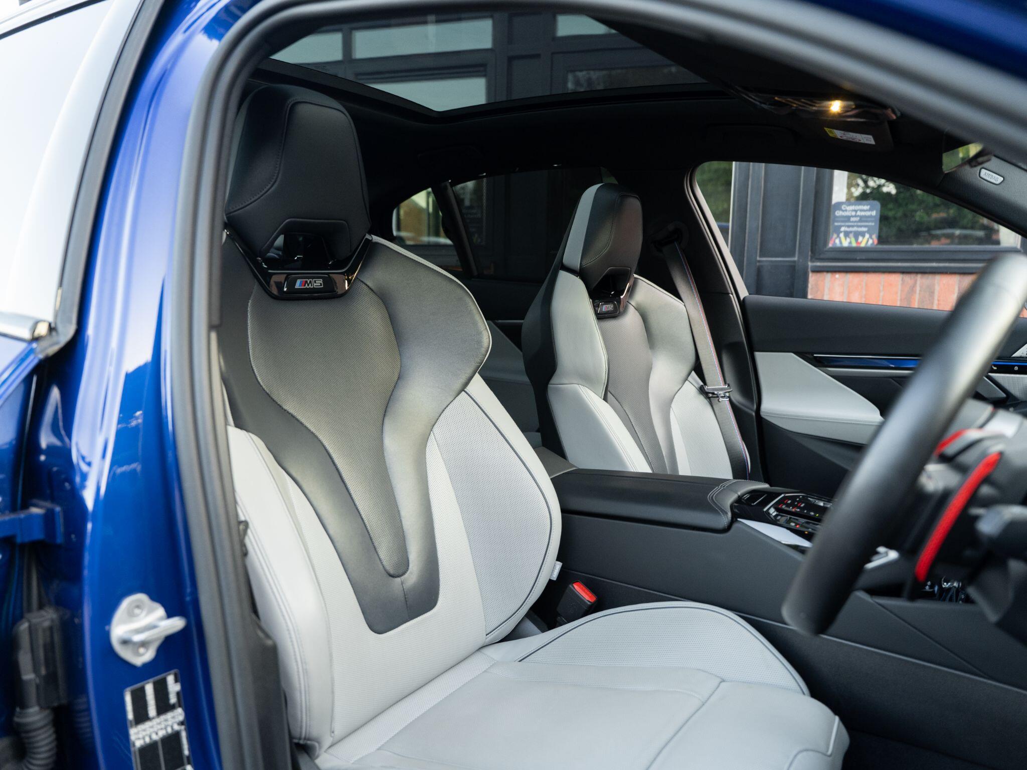 BMW M5 view 43