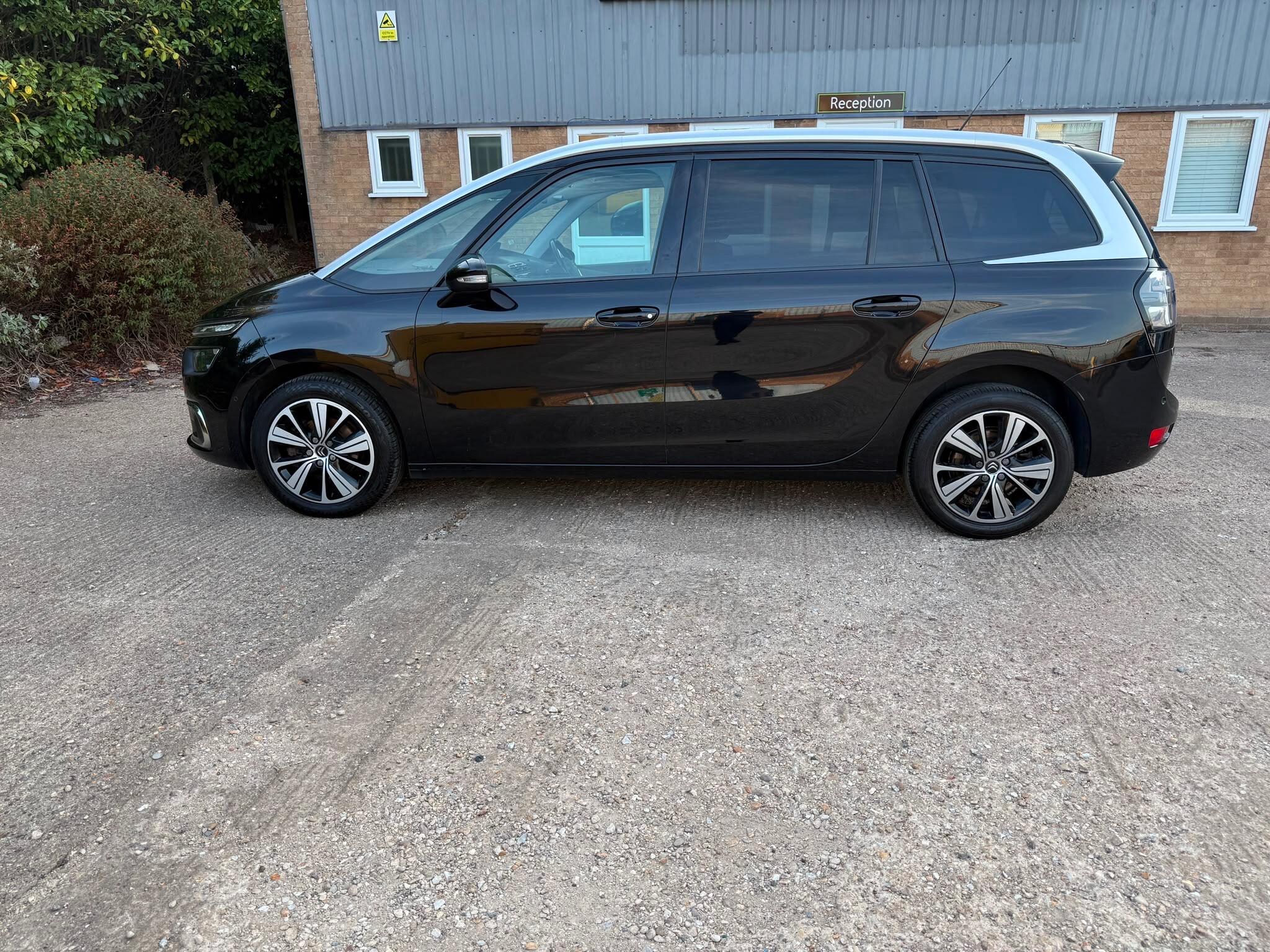 Citroen Grand C4 Spacetourer view 19