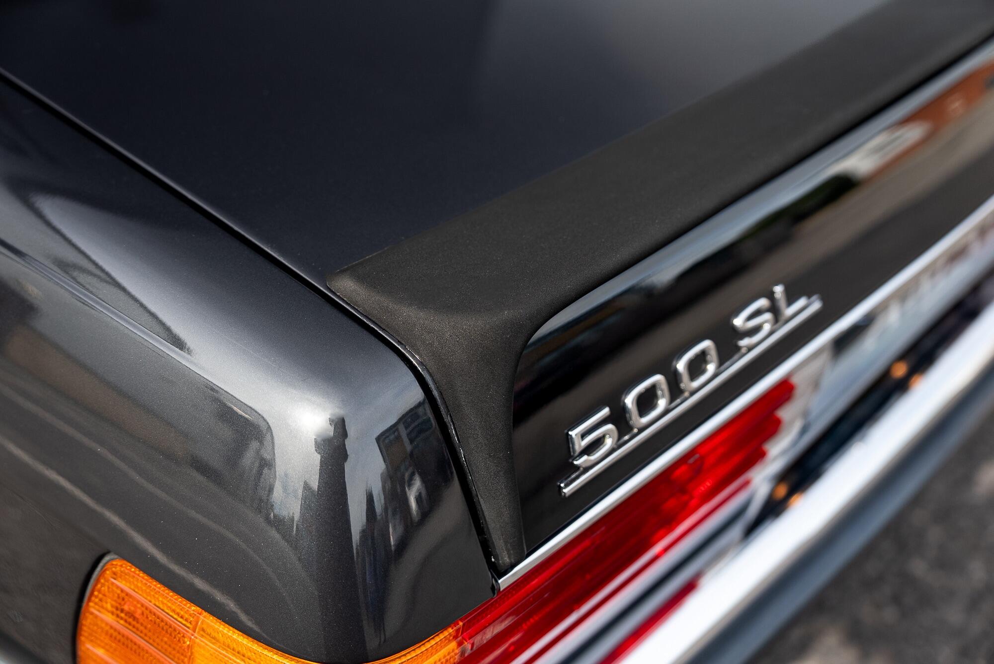 Mercedes-Benz 500 SL view 67