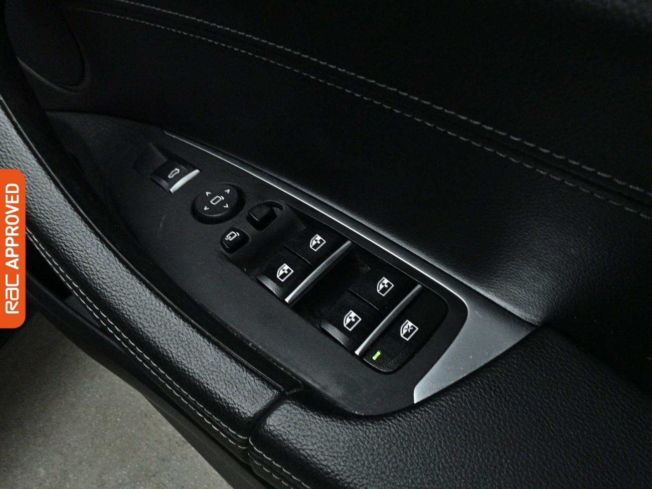 BMW X3 view 24