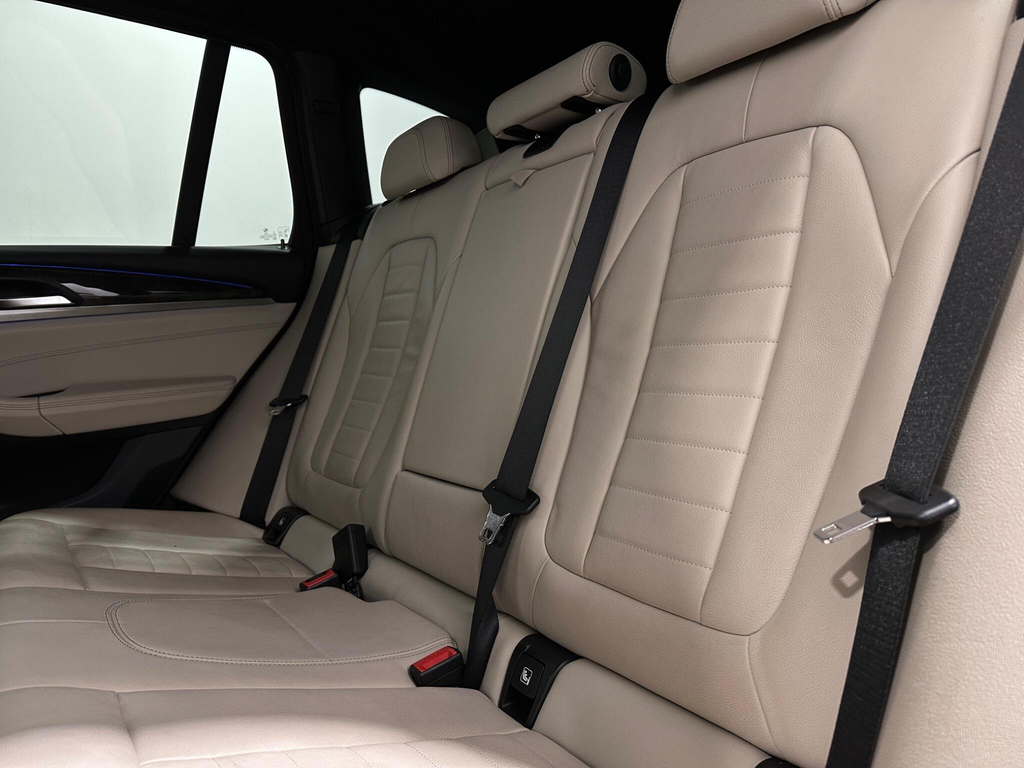 BMW X3 view 41