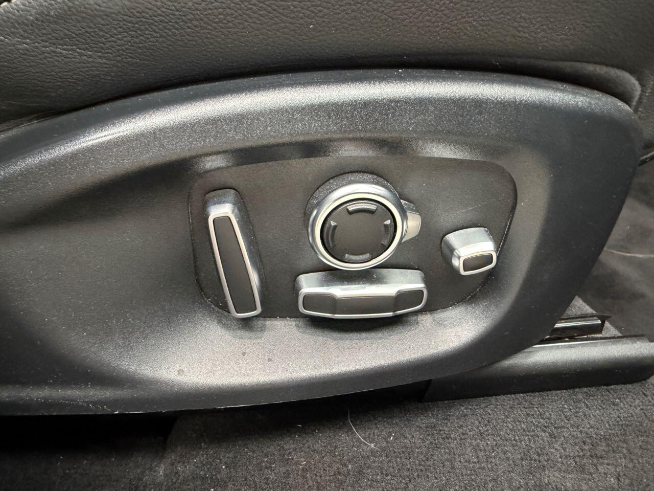 Jaguar F-Pace view 28