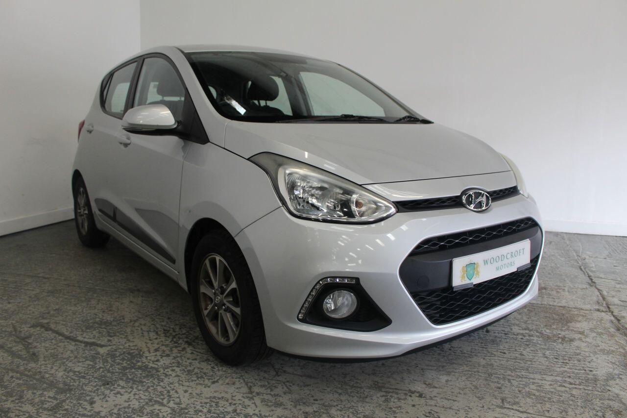 2014 Hyundai i10 in Silver for sale