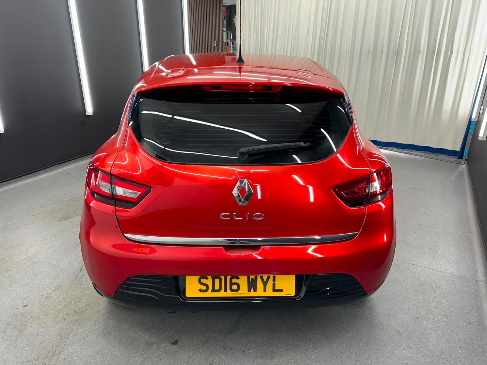 Renault Clio view 7