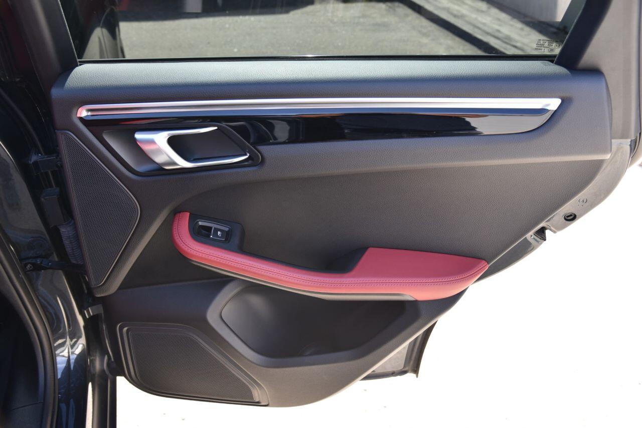 Porsche Macan view 57