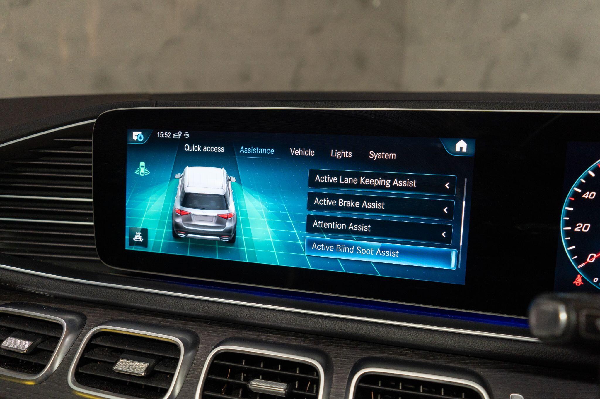 Mercedes-Benz GLE view 27