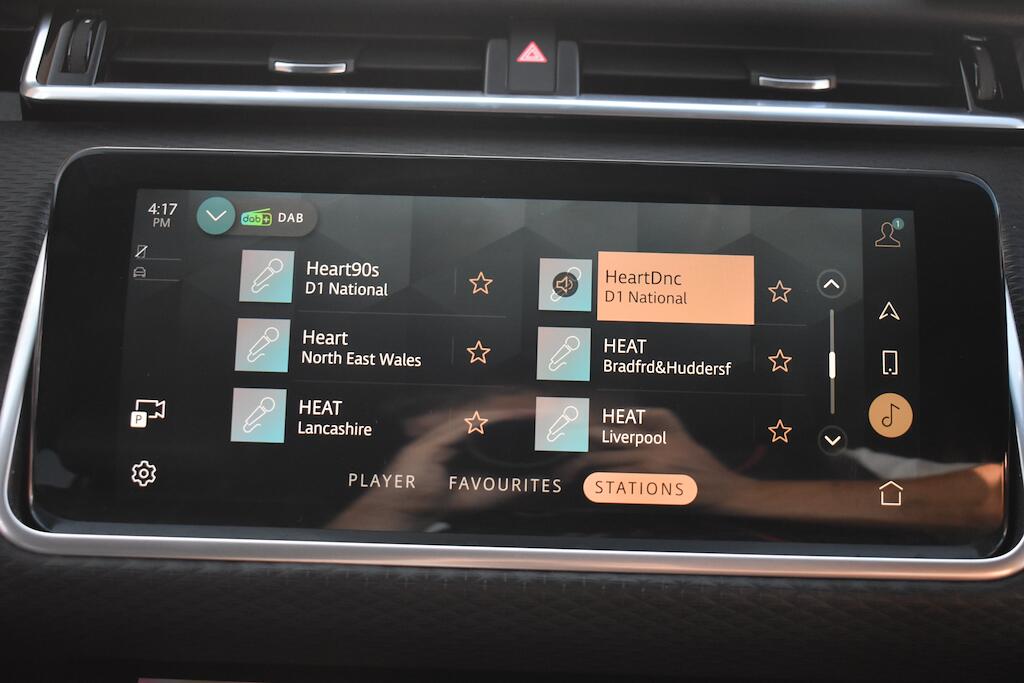 Land Rover Range Rover Velar view 66