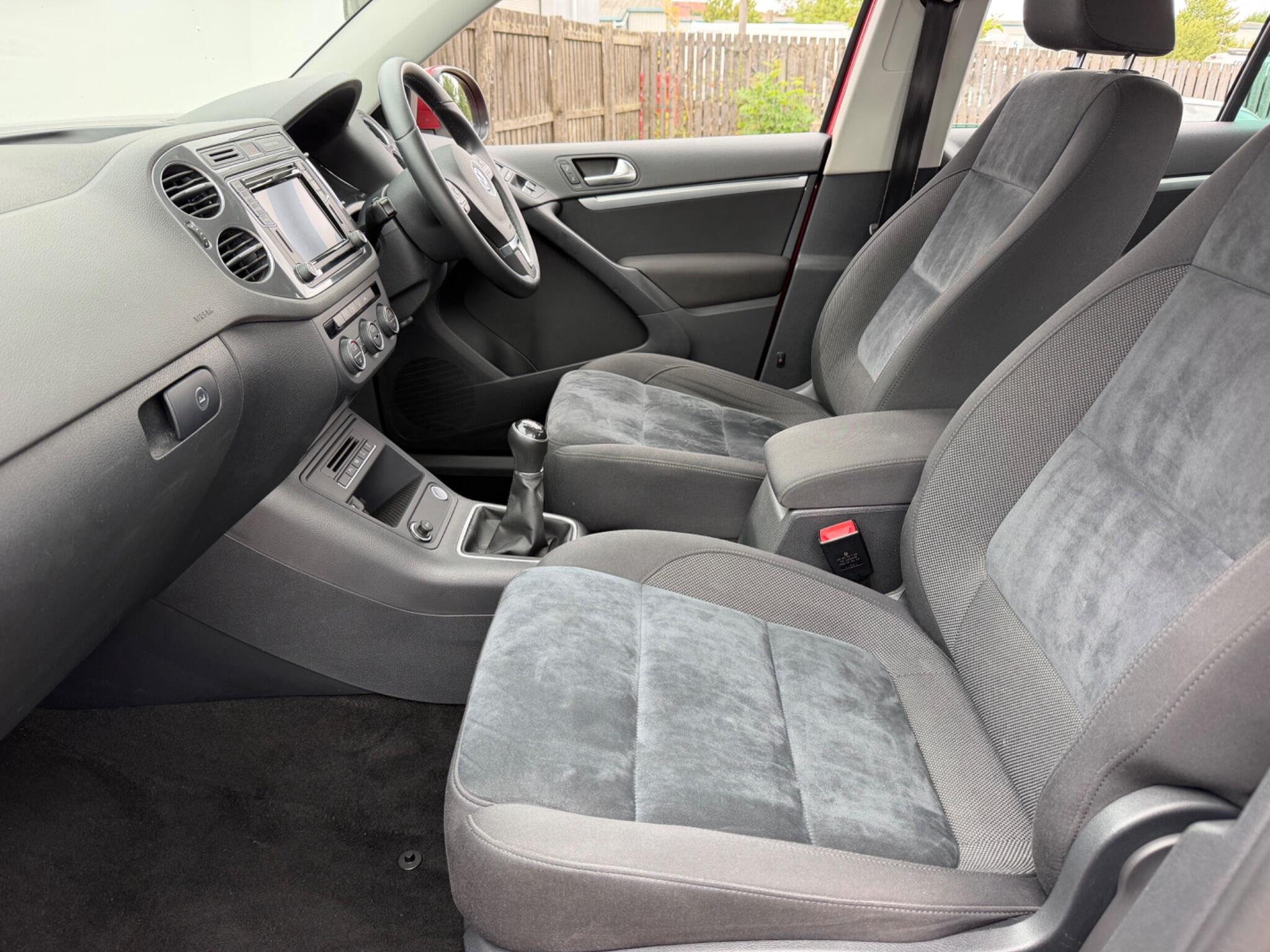 Volkswagen Tiguan view 31