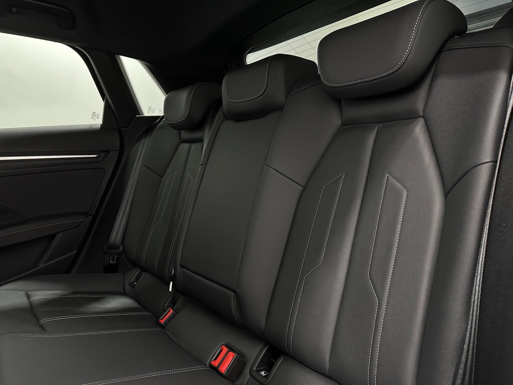 Audi A3 view 37