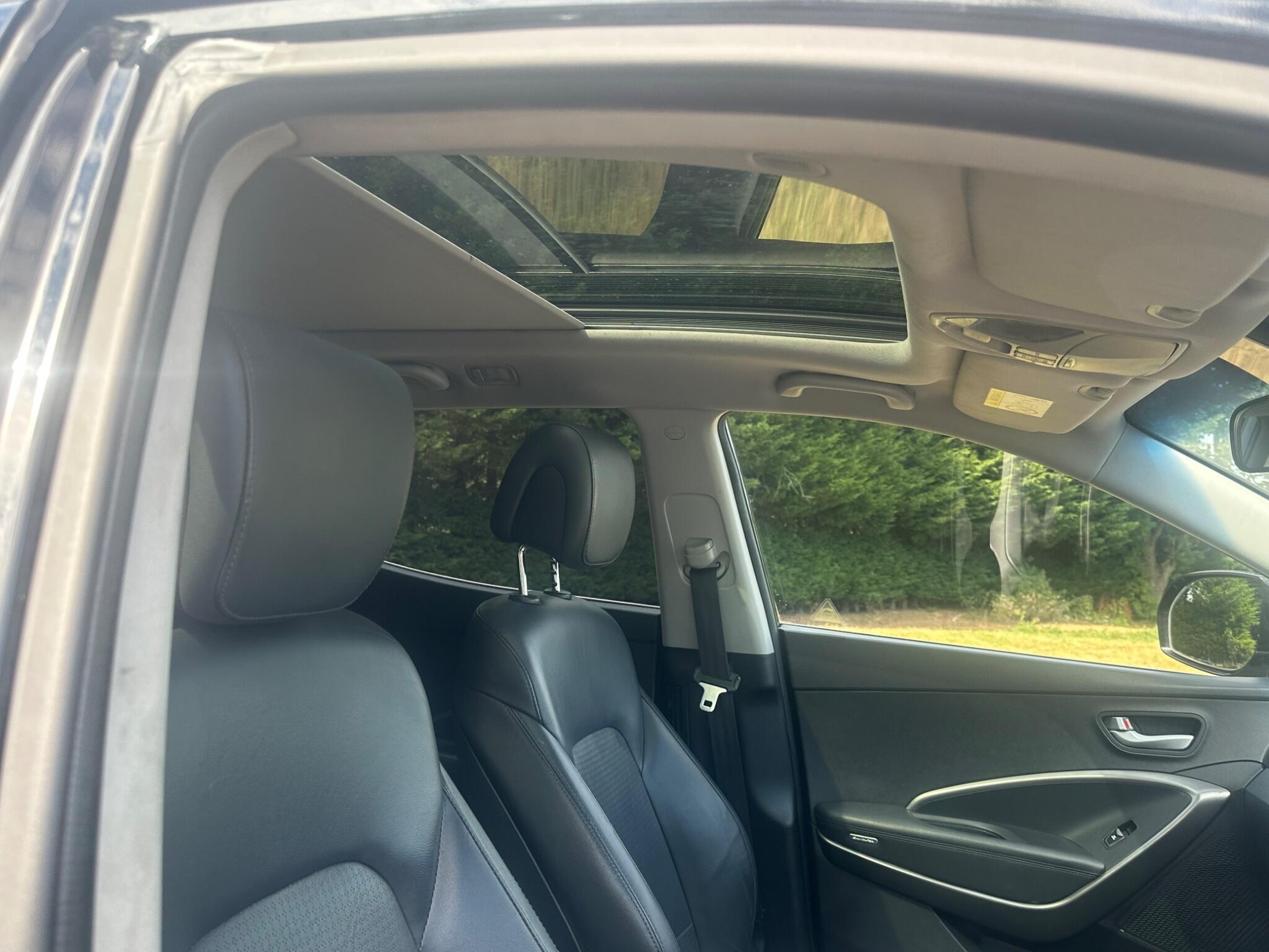 Hyundai Santa Fe view 8