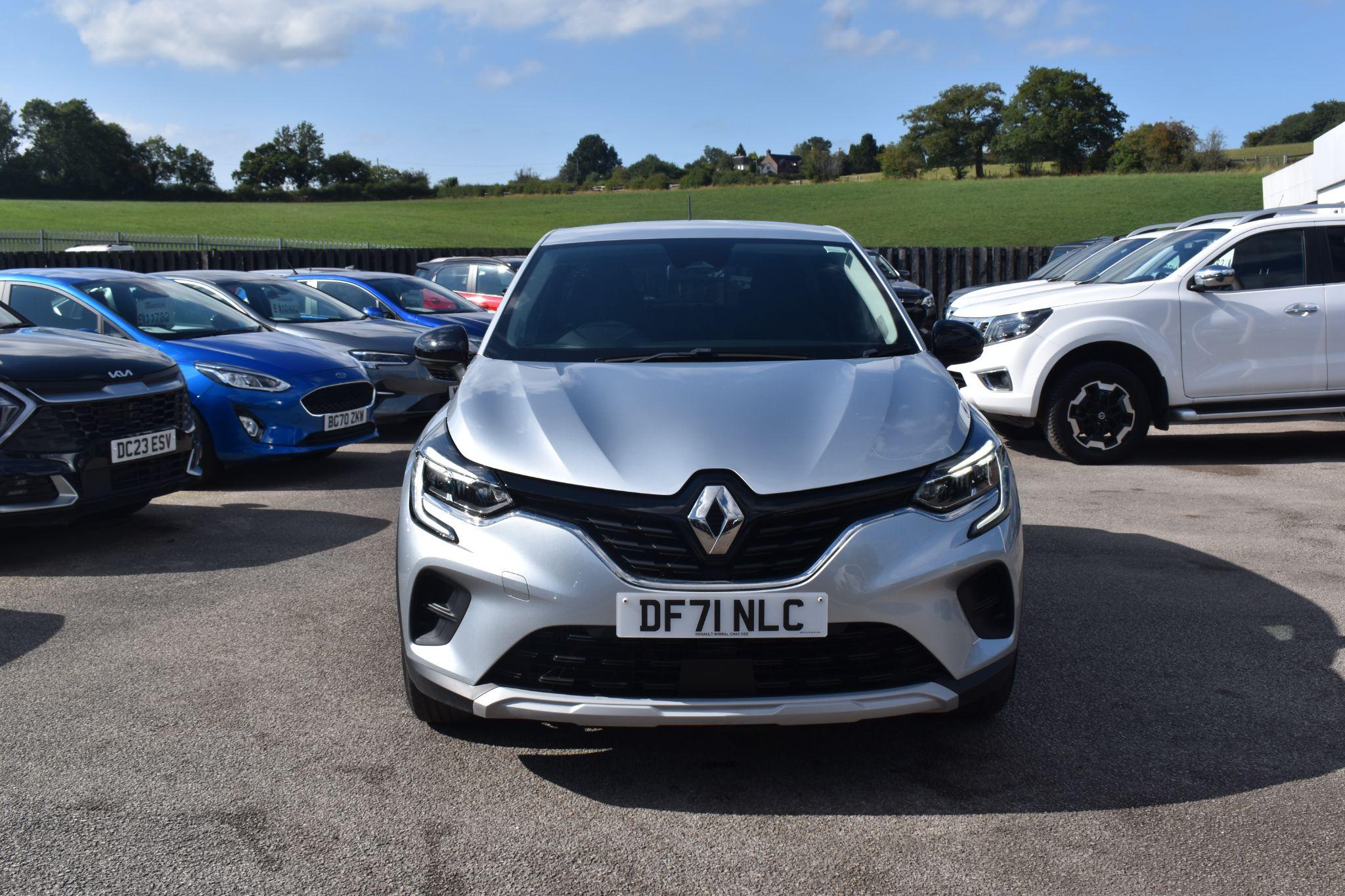 Captur - 1.3 TCe Iconic EDC Euro 6 (s/s) 5dr - Image 6