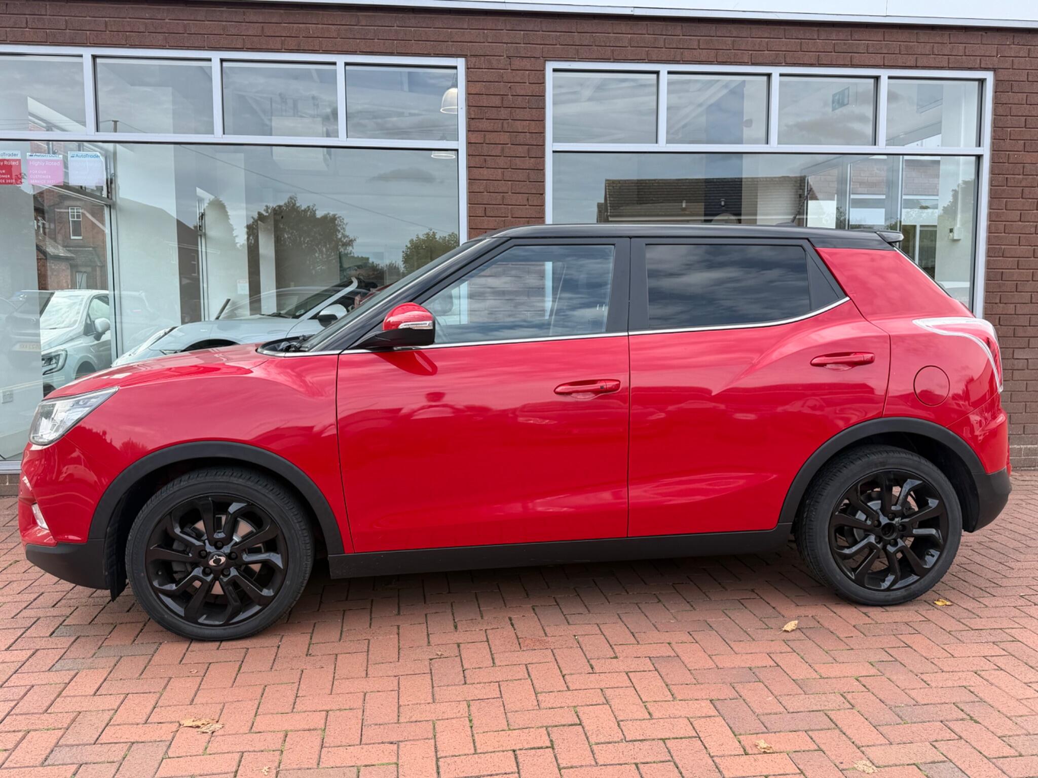 KGM Tivoli view 11