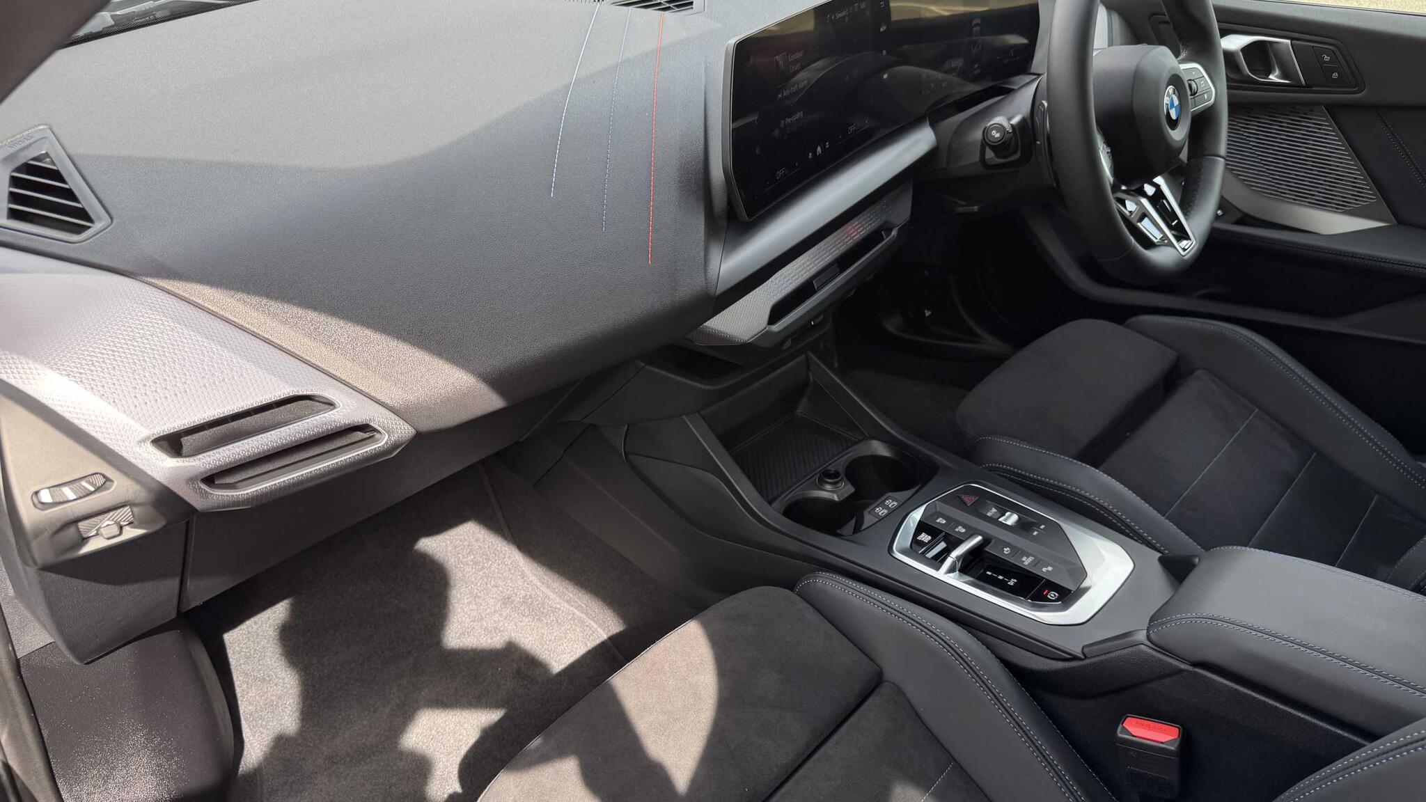 BMW 2 Series view 8