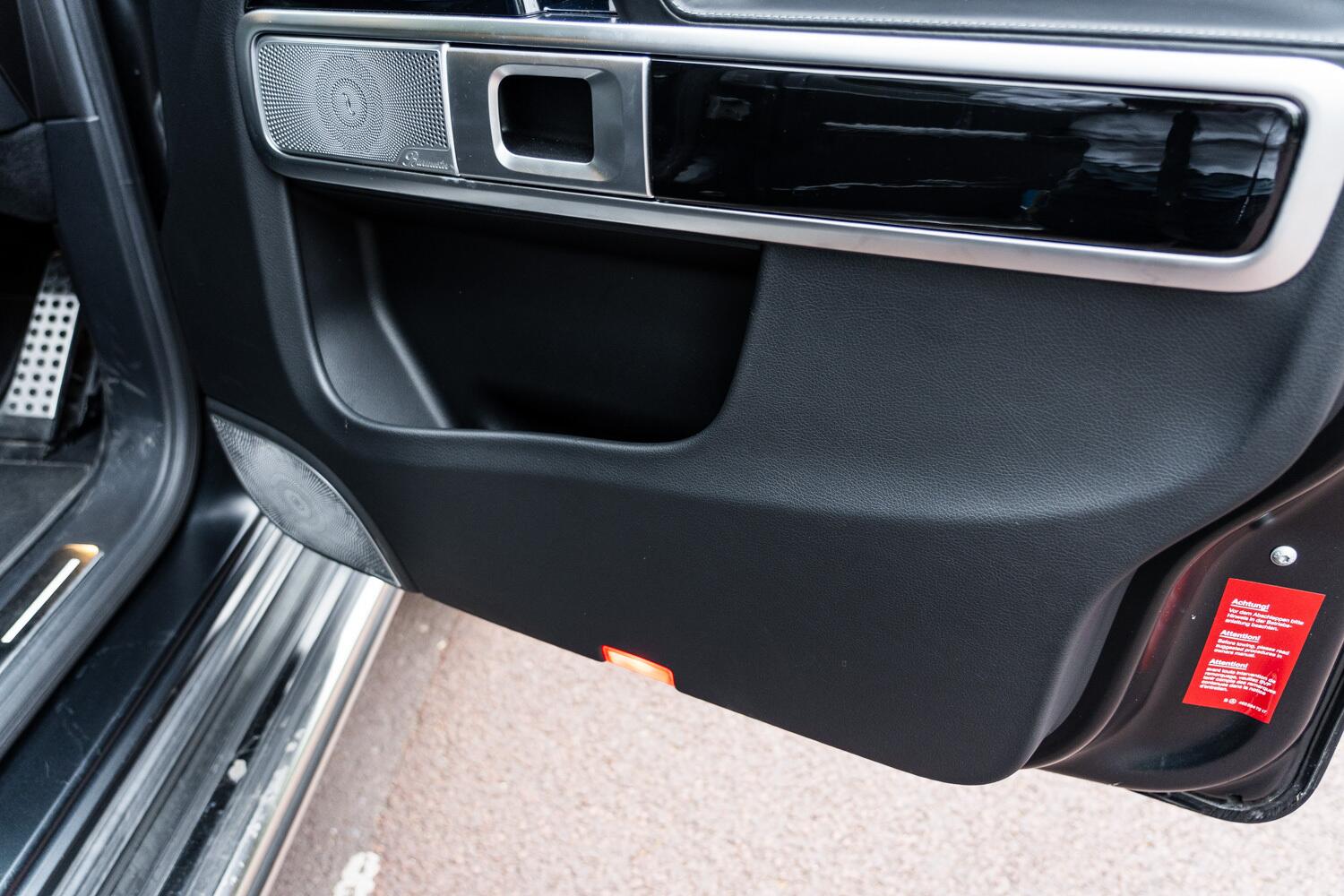 Mercedes-Benz G Class view 50