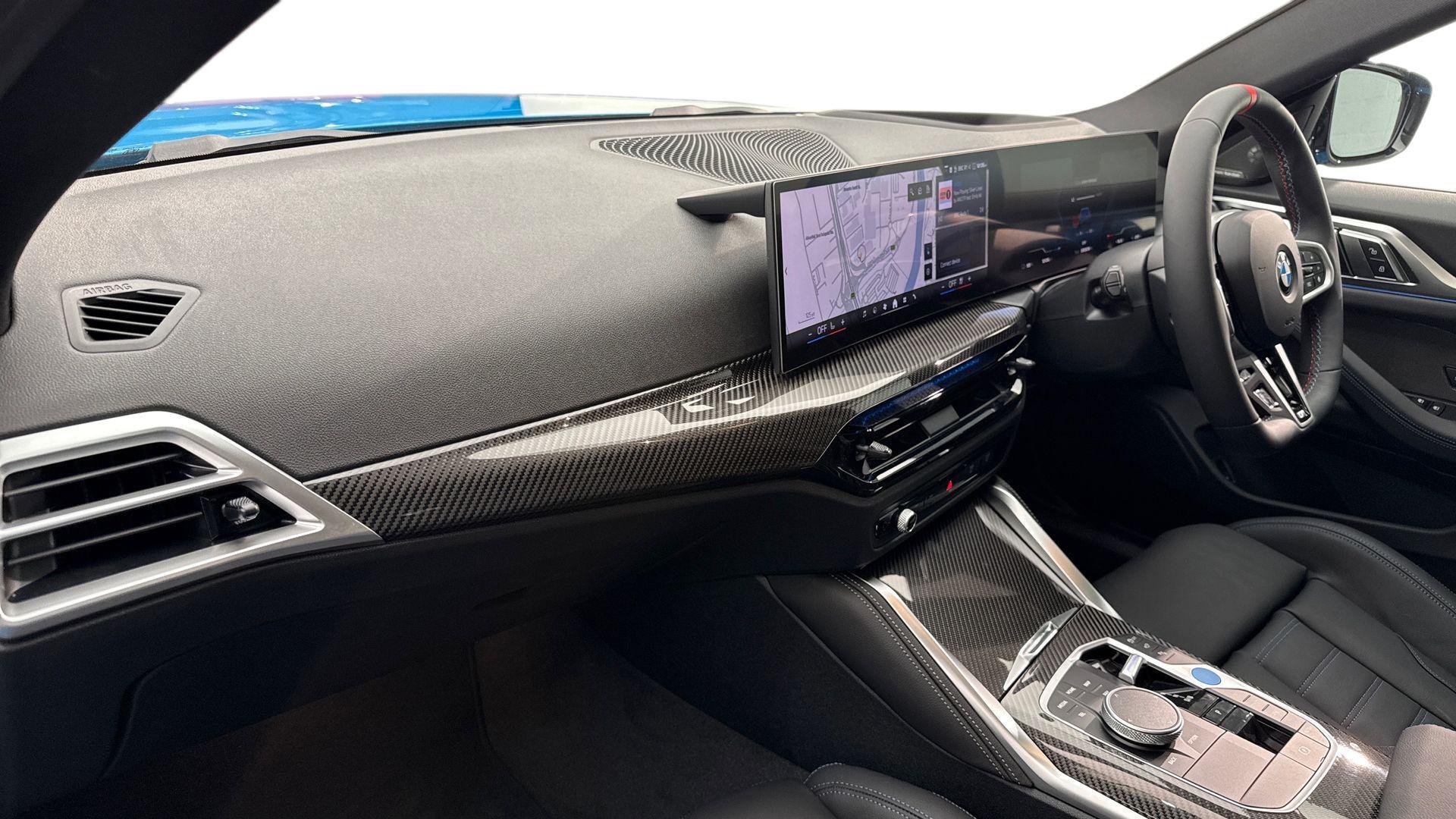 BMW i4 view 7