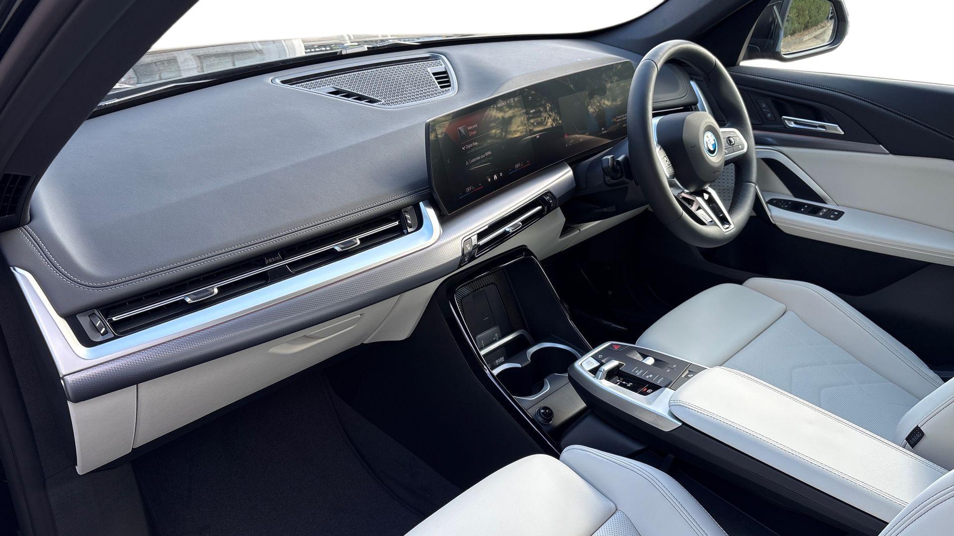 BMW X1 view 7