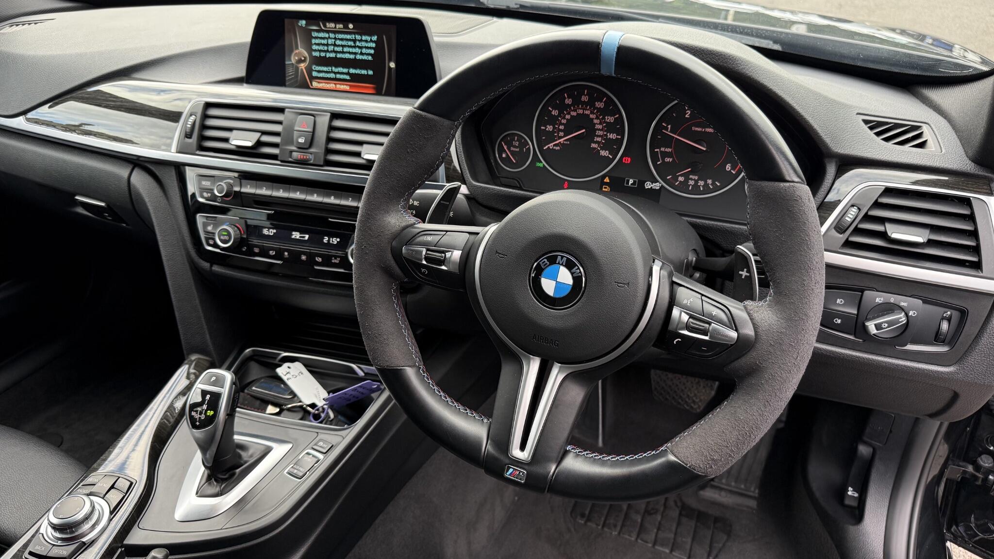 BMW 3 Series view 25