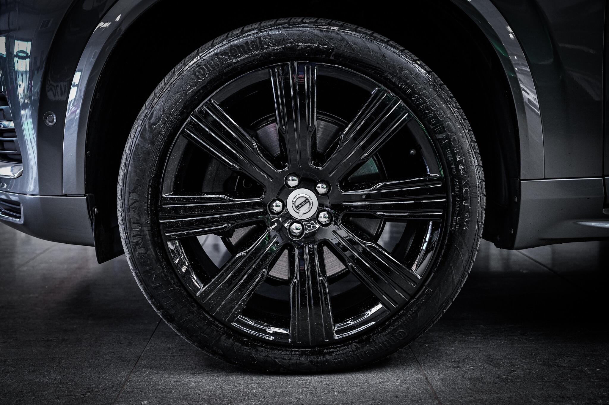 Volvo XC90 view 30