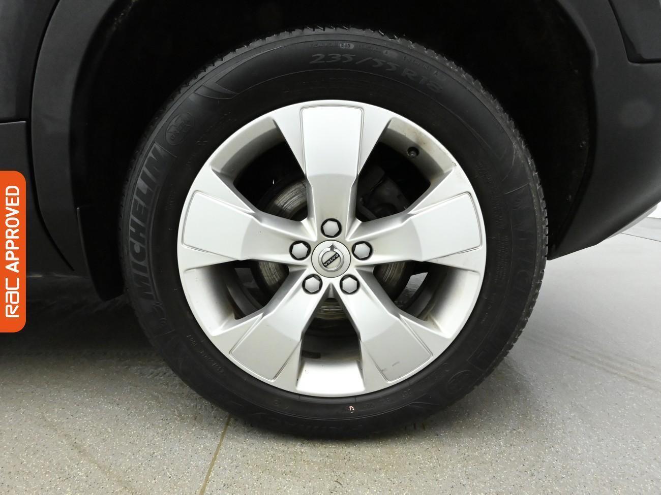 Volvo XC40 view 26