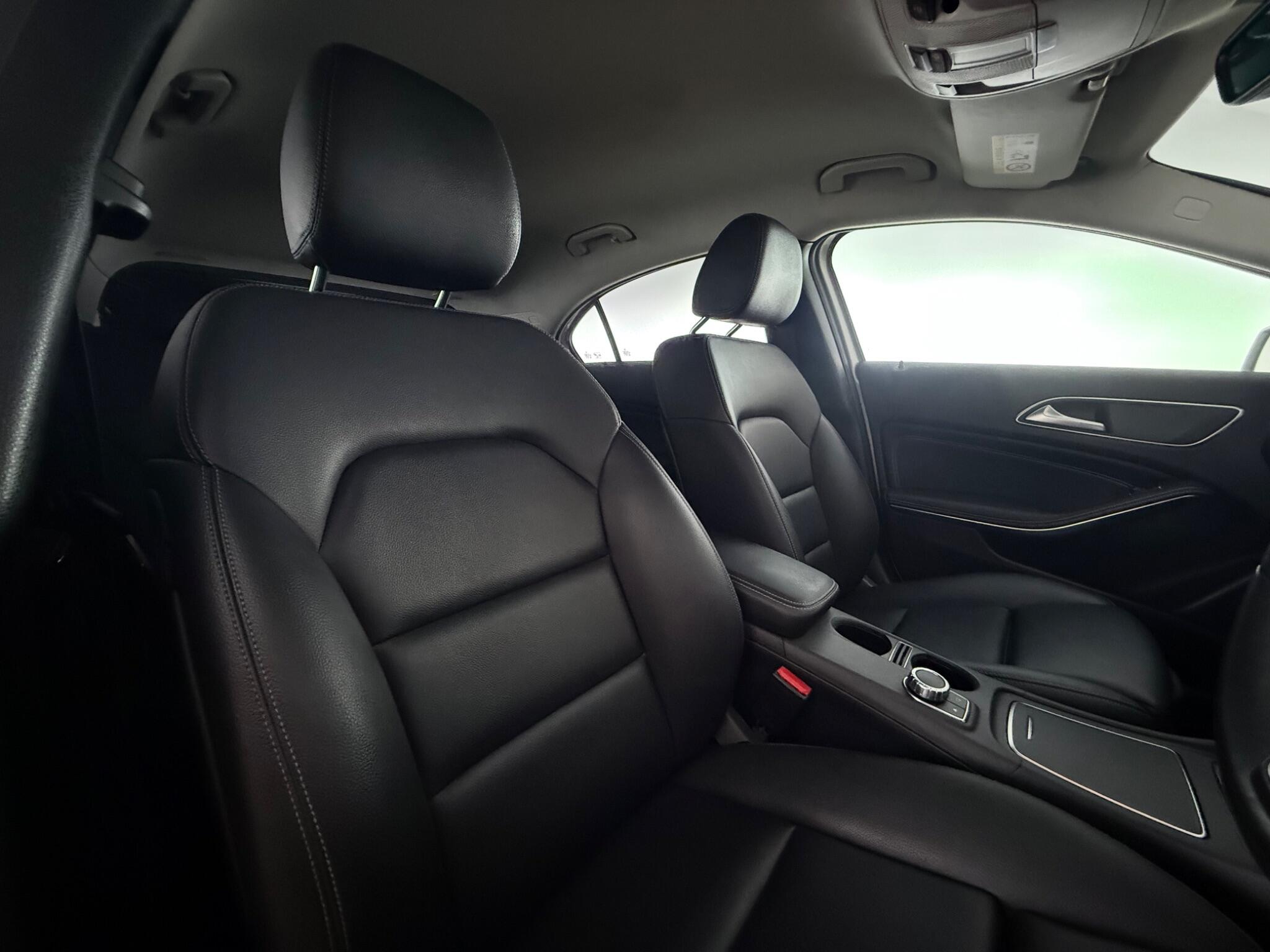 Mercedes-Benz A-Class view 27