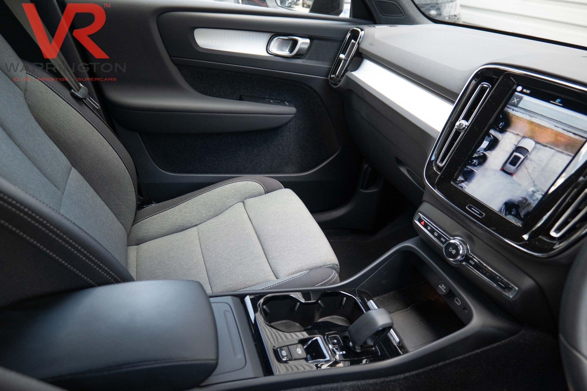 Volvo XC40 view 24