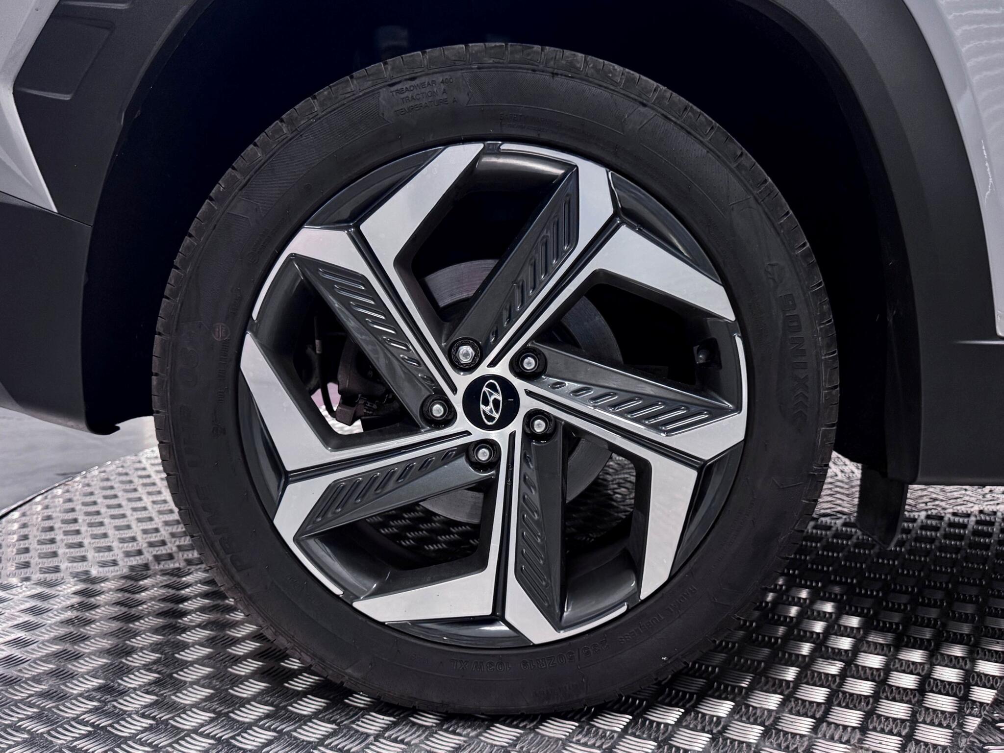 Hyundai Tucson view 72