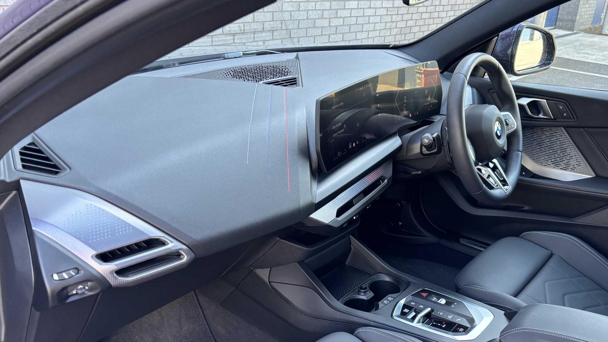 BMW 2 Series view 9