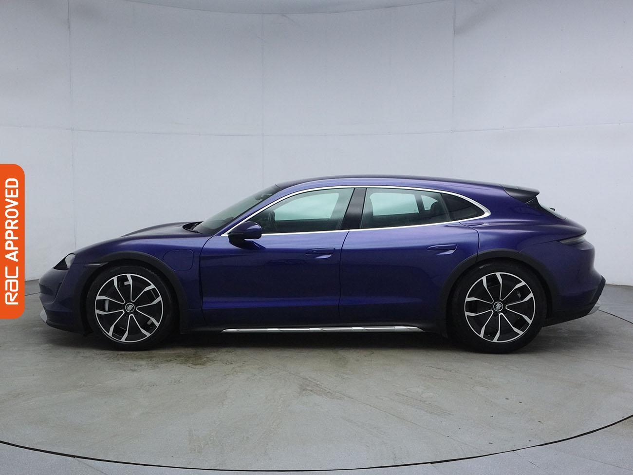 Porsche Taycan view 34