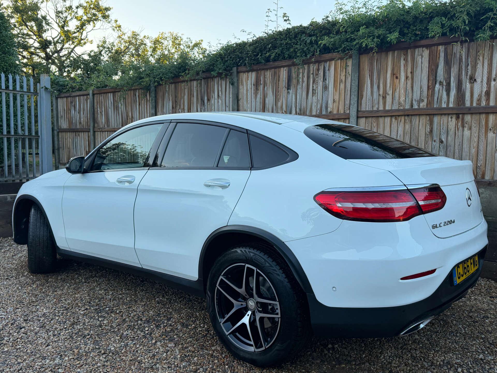 Mercedes-Benz GLC view 7